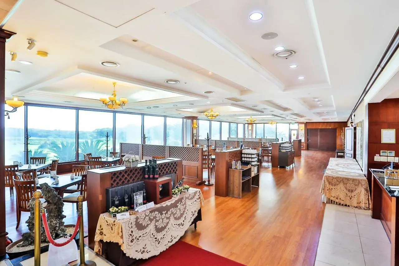 Resort Raon Golf Village Jeju