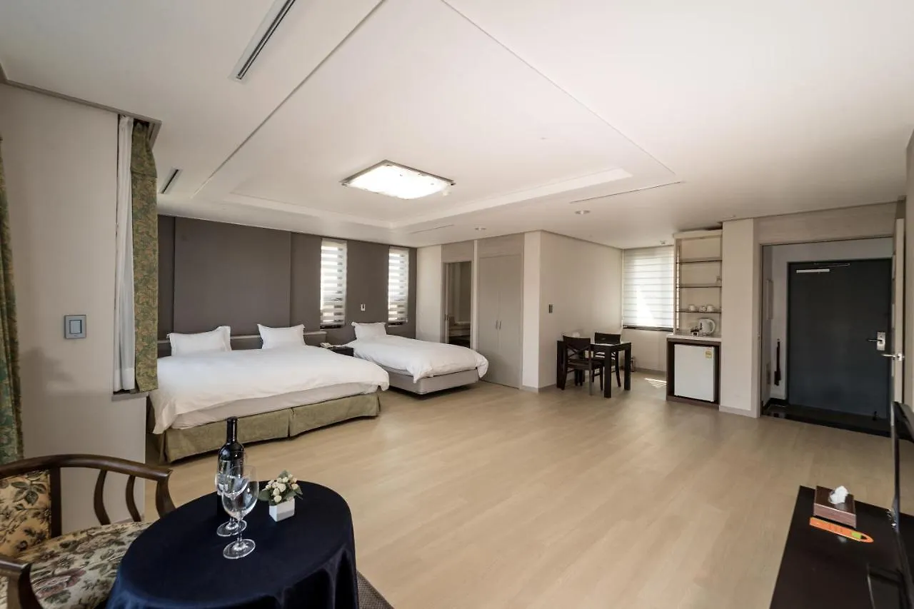 Raon Golf Village Czedżu 3*,  Korea Południowa